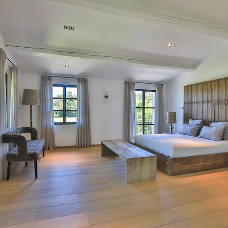 Vyylla Private Resort サントロペ 部屋 写真