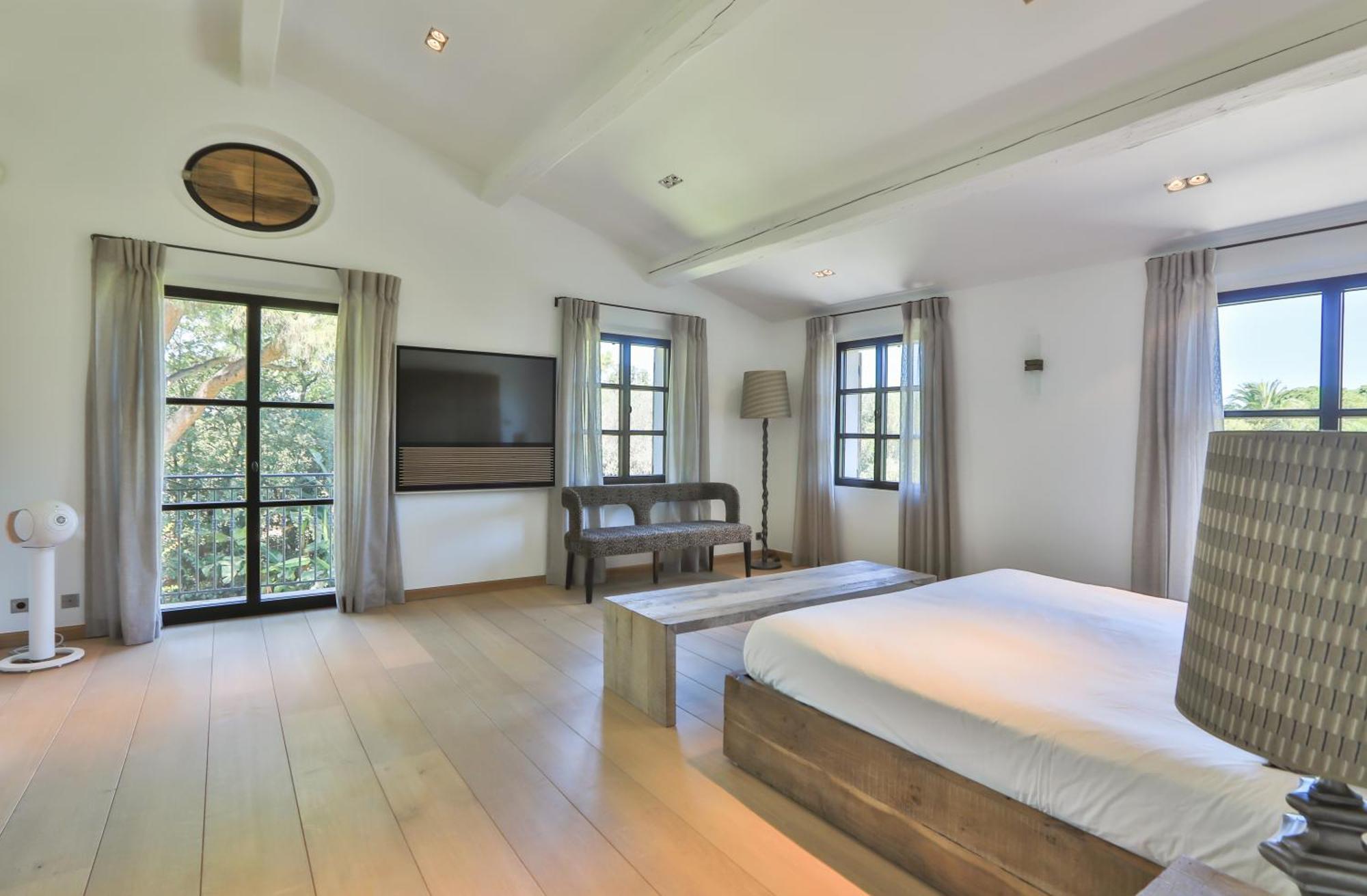 Vyylla Private Resort サントロペ 部屋 写真